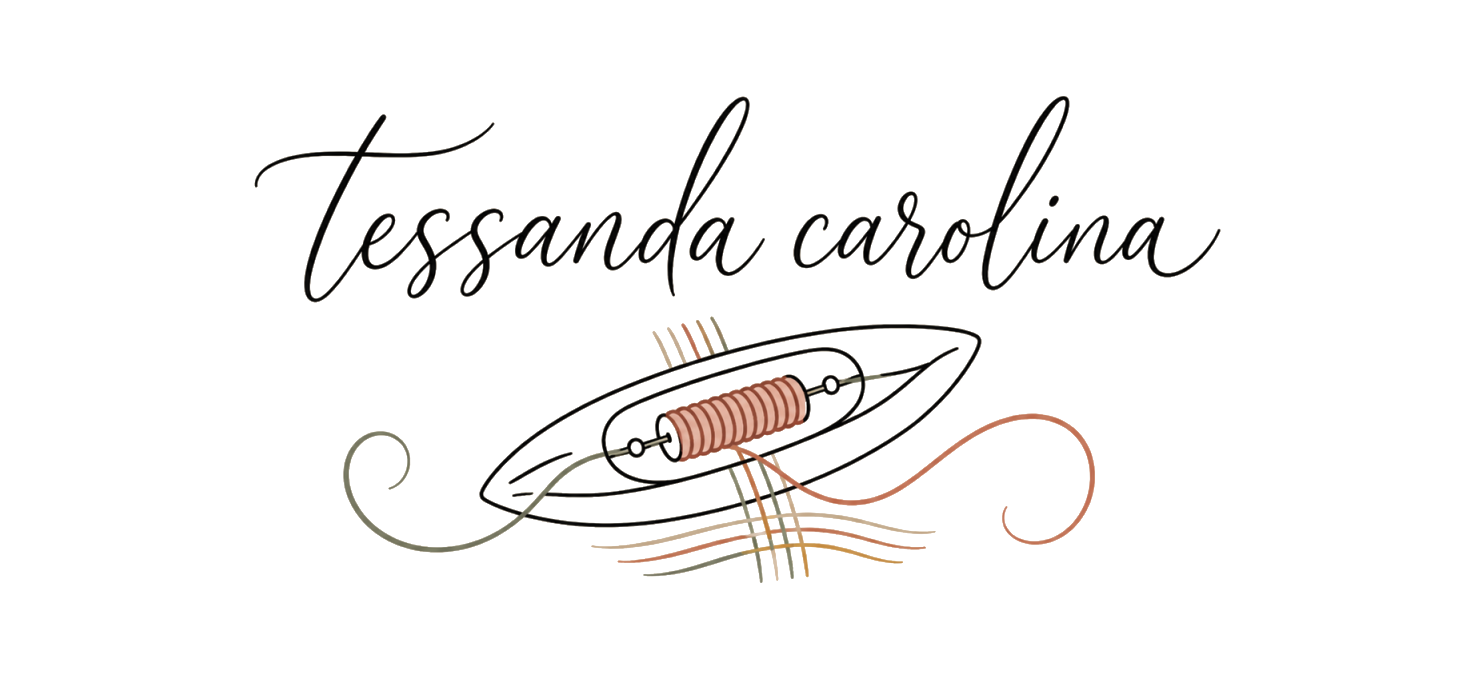 tessanda carolina — Logo mit Weberschiffchen in Linienzeichnung